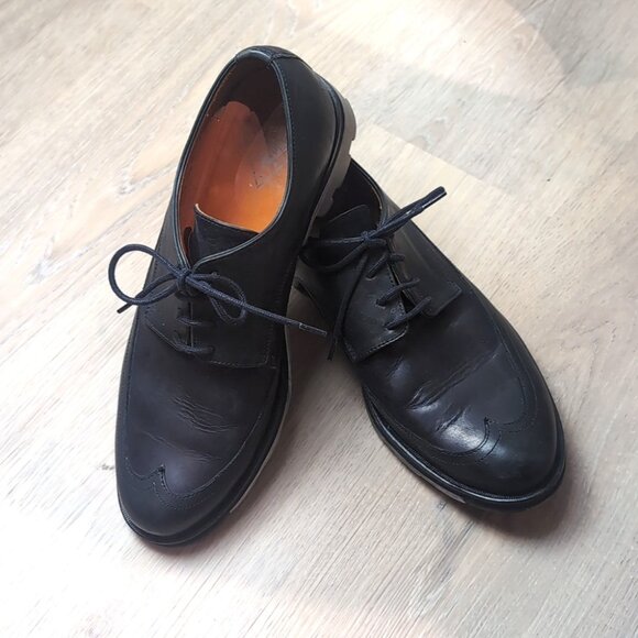 John Fluevog The Daniel Wingtip Oxford Shoe - Picture 1 of 15